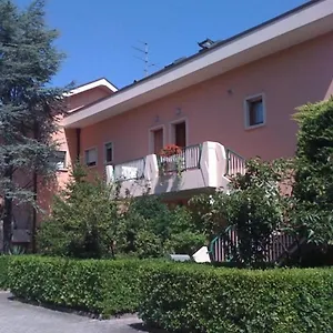  Apartment B&c