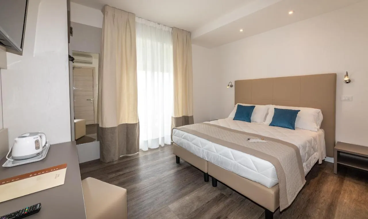 Hotel Mayer Lido di Jesolo 3*,